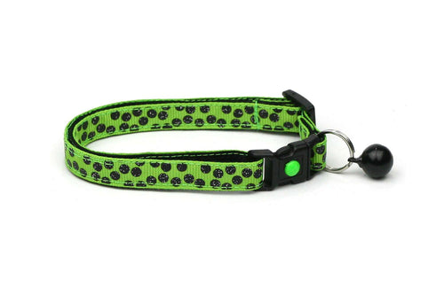Black Dots on Bright Green Cat Collar
